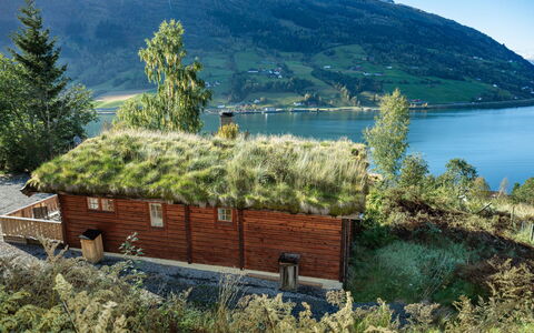 Fjordblick i: Bjergrige Landskabsformer, Bjerg, Bakke, Naturlige Landskab, Highland, Landskab, Bjergkæde, Landdistrikt, Sommerhus, Hill Station