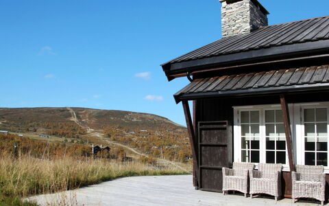 Havsdalsgrenda: Himmel, Sky, Vindue, Plante, Bygning, Hus, Træ, Sommerhus, Landskab, Sidespor