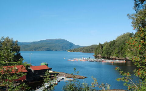 Nystølen: Vand, Himmel, Plante, Vandressourcer, Ejendom, Bjerg, Træ, Azure, Naturlige Landskab, Sø