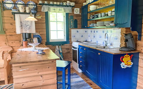Fjellro: Cabinetry, Træ, Vindue, Indretning, Etage, Køkken, Gas, Hårdttræ, Gulvbelægning, Maskine
