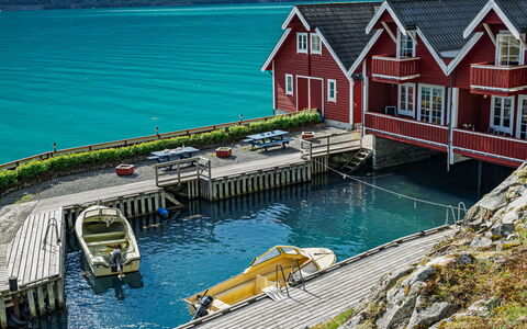 Jambueggi: Vand, Krop Af Vand, Båd, Coastal Og Oceaniske Landskabsformer, Sø, Dok, Kyst, Vandfartøjer, Lyd, Turistattraktion