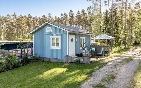 Sandsjöfors: Plante, Himmel, Træ, Naturlige Landskab, Bygning, Land Lot, Hus, Sommerhus, Græs, Træ