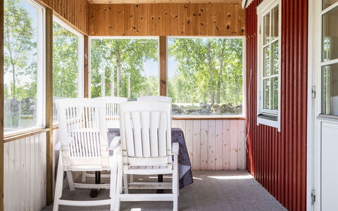 Skärvudde Huset: Vindue, Bygning, Træ, Indretning, Træ, Gulvbelægning, Etage, Veranda, Hårdttræ
