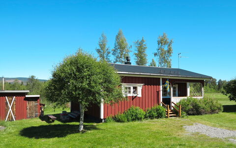 Vemhån Östholmen: Himmel, Plante, Bygning, Naturlige Landskab, Vindue, Hus, Træ, Land Lot, Sommerhus, Landskab