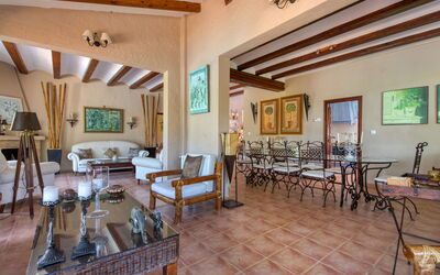 Villa Adelfa