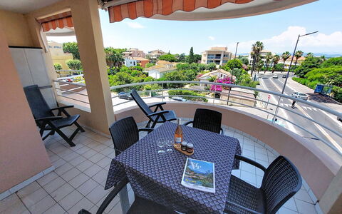 Fréjus 561: Lejlighed, Altan, Stol, Hotel