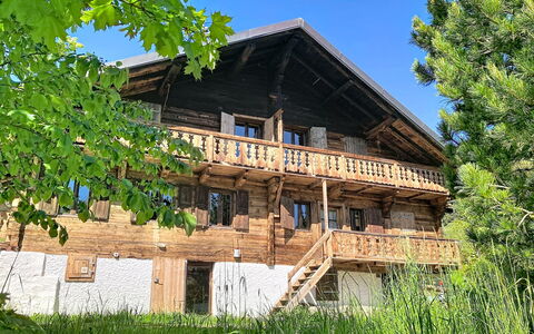Champery 602: Træ, Sommerhus, Hjem, Veranda, Hårdttræ, Planke, Bjælkehytte, Stuehus, Estate, Altan