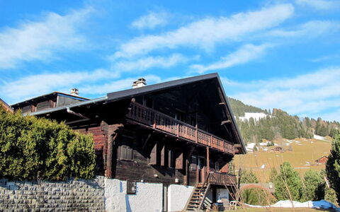 Champery 602: Himmel, Sky, Plante, Træ, Skygge, Landskab, Bjerg, Træ, Tag, Fritid