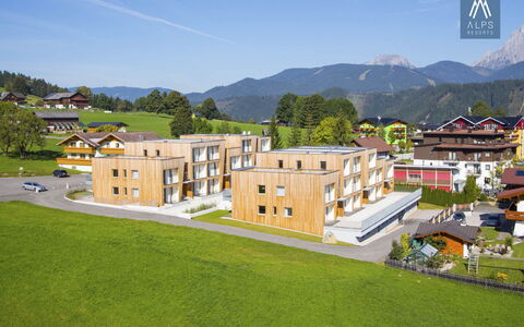 Schladming 40: Himmel, Bygning, Ejendom, Plante, Sky, Naturlige Landskab, Træ, Land Lot, Bjerg, Vindue