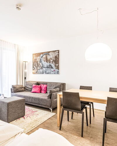 Mit 1 Schlafzimmer & Saunabereich 40.16