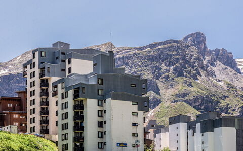 Tignes 336: Himmel, Daytime, Bygning, Bjerg, Natur, Vindue, Højhus, Urban Design, Ejerlejlighed, Highland