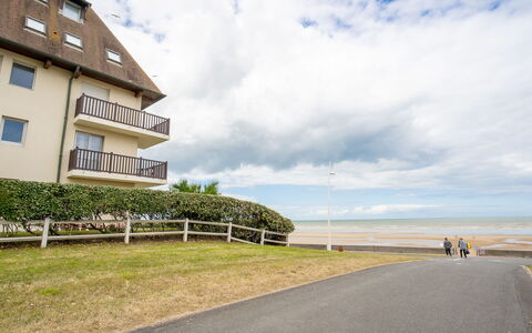 Cabourg 310: Svømmepøl, Boligområde, Urban Design, Menneskelig Bosættelse, Hjem, Estate, Lejlighed, Udvej, Ejerlejlighed, Hacienda