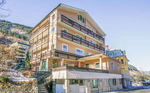 Bad Gastein 125: Arkitektur, Lejlighed, Stad, Urban Design, Menneskelig Bosættelse, Altan, Ejerlejlighed, Hotel, Veranda, Bjerglandsby