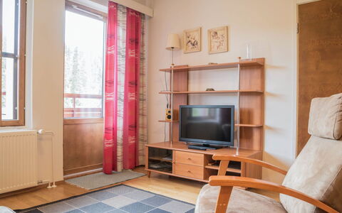 Ylläs Chalets A507: Møbel, Stol, Udendørs Møbler, Bord, Træ, Udendørs Bord, Køkken & Spisebord, Skygge, Have, Paraply