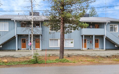 Kanerva 202: Træ, Sommerhus, Hjem, Bjælkehytte, Tømmer, Sidespor, Hårdttræ, Naturmateriale, Garden Bygninger, Hytte