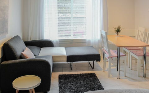 Kanerva 202: Træ, Sommerhus, Hjem, Bjælkehytte, Tømmer, Sidespor, Hårdttræ, Naturmateriale, Garden Bygninger, Hytte