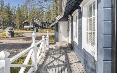 Koskelo: Hjem, Hus, Sidespor, Sommerhus, Tag, Skydevindue, Veranda, Planke, Stuehus