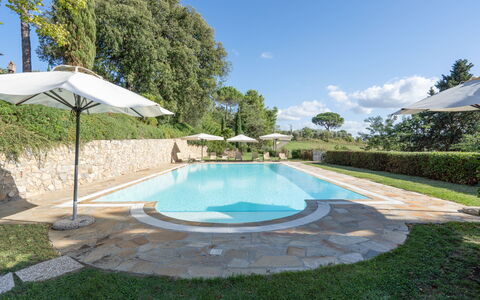 borghigiana-parrino-san-miniato-multiproperty-pool