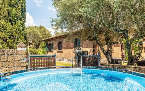 Casale di Befania: Svømmepøl, Hacienda, Udvej, Have, Estate, Backyard, Gårdsplads, Gård, Eco Hotel, Udendørs Møbler