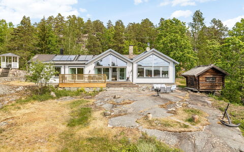 Bergstigen Gunnebo: Plante, Himmel, Sky, Plantesamfund, Økoregion, Bygning, Naturlige Landskab, Træ, Hus, Land Lot