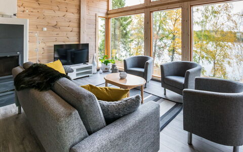 Villa Kurki: Træ, Sommerhus, Bjælkehytte, Skov, Skur, Garden Bygninger, Lærk, Woodland, Bejdse