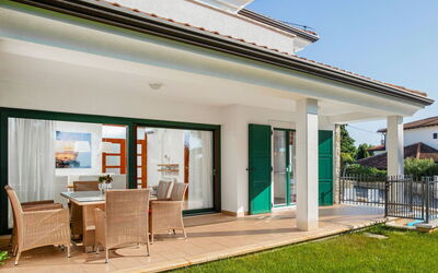 Villa Beach Front