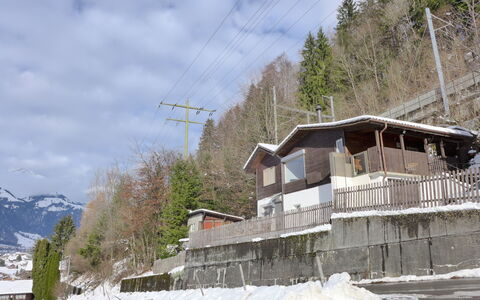 Chalet Guldeli: Sky, Himmel, Sne, Bygning, Vindue, Hældning, Bjerg, Hus, Plante, Træ