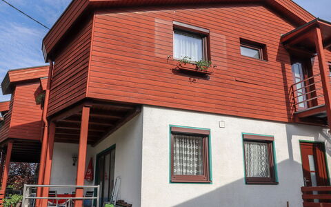 Klopeiner See 60: Himmel, Bygning, Ejendom, Vindue, Dør, Træ, Plante, Arkitektur, Sommerhus