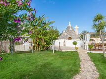 Trullo Suenn Con Piscina
