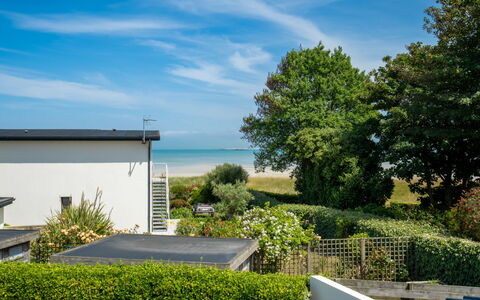 Les Dunes: Himmel, Sky, Plante, Ejendom, Bygning, Skygge, Hus, Vegetationen, Vejbelægning, Arkitektur