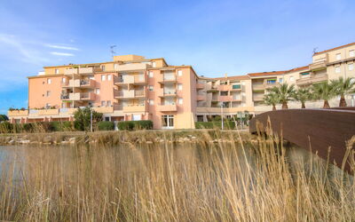 Port Camargue 330