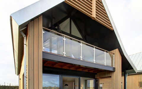 Oesterdam Resort: Hus, Arkitektur, Bygning, Ejendom, Hjem, Tag, Facade, Altan, Vindue, Træ