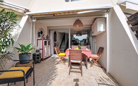 Port Camargue 500: Udvej, Svømmepøl, Hotel, Ferieby, Badeby, Hacienda, Thermae, Tropics, Villa