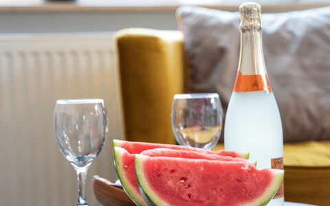 Sanddüne: Mad, Bord, Bordservice, Drinkware, Glasservice, Flaske, Frugt, Plante