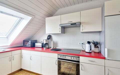Waldvogt: Cabinetry, Countertop, Bygning, Ejendom, Køkkenvask, Komfur, Håndvask, Køkken Apparat, Køkken, Træ