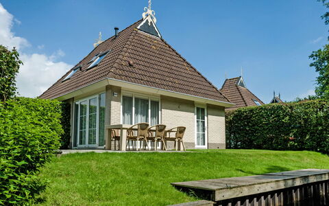 Bungalowpark It Wiid: Hus, Ejendom, Bygning, Hjem, Arkitektur, Estate, Sommerhus, Ejendom, Stuehus, Tag