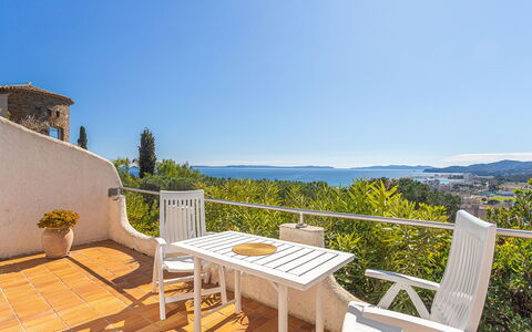 Les Bougainvillées: Altan, Stol, Eco Hotel, Villa