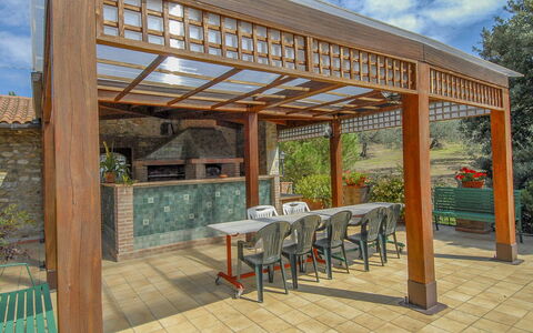 Messi: Ejendom, Ejendom, Tag, Pergola, Bygning, Gårdhave, Skygge, Hus, Hjem, Pavilion