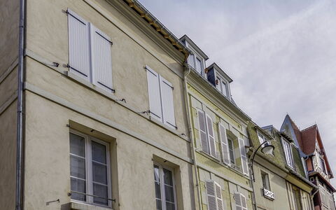 Carnot: Arkitektur, Bygning, Ejendom, Facade, Hus, Væg, Kvarter, Stad, Himmel, Vindue