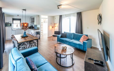 Citta Romana: Couch, Bord, Møbel, Ejendom, Billedramme, Komfort, Blå, Azure, Pude, Indretning