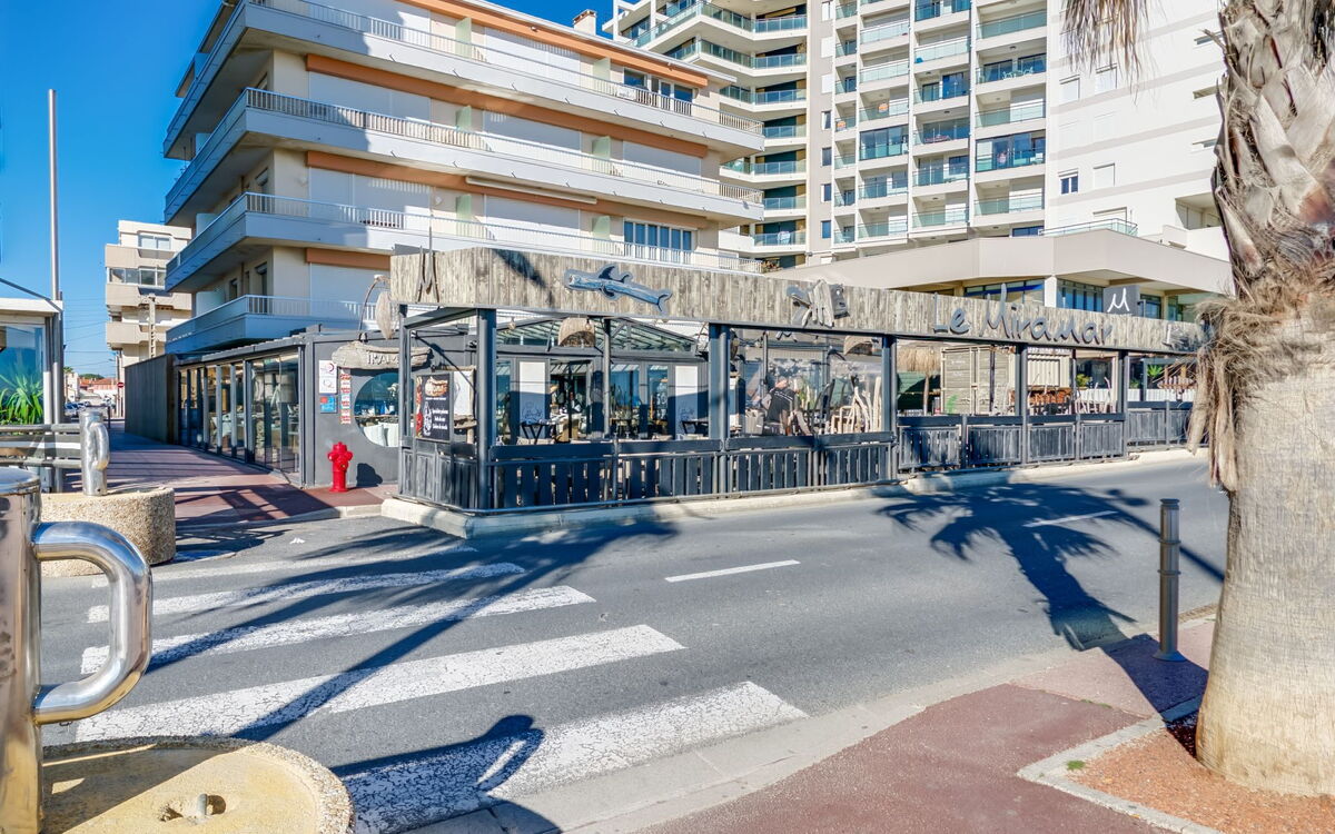Le Miramar