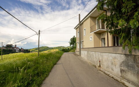 Di Sara: Boligområde, Ejendom, Vej, Kvarter, Himmel, Hus, Stad, Land Lot, Ejendom, Landdistrikt