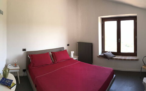 Casale De Conti: Soveværelse, Værelse, Seng, Møbel, Sengetøj, Ejendom, Madras, Bed Frame, Sengetøj, Indretning