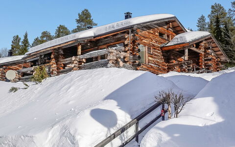 Sallanhelmi E2: Sommerhus, Hus, Hjem, Garden Bygninger, Sidespor, Bjælkehytte, Stuehus, Estate, Skur, Gård