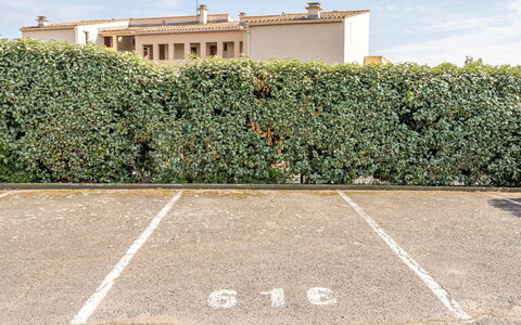 Hameau de Pech i: Himmel, Plante, Bygning, Daytime, Ejendom, Træ, Urban Design, Kvarter, Boligområde, Vedplante
