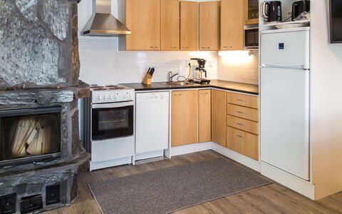 Venuskukkula: Køkken Apparat, Køkken, Større Bandage, Træ, Countertop, Gulvbelægning, Møbel, Husholdningsapparat, Indretning, Cabinetry