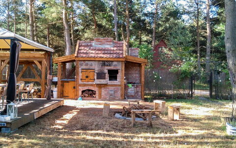 Willa Vinci: Plante, Natur, Træ, Skygge, Træ, Land Lot, Biome, Naturlige Landskab, Fritid, Sommerhus
