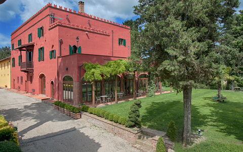 Tenuta Cambiano: Ejendom, Bygning, Estate, Ejendom, Hus, Arkitektur, Villa, Træ, Land Lot, Hacienda