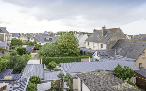 Le Gambetta: Sky, Himmel, Bygning, Ejendom, Vindue, Hus, Urban Design, Kvarter, Boligområde, Biome