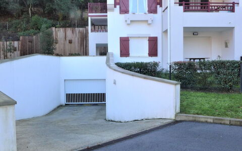 Hossegor 770: Plante, Bygning, Vindue, Land Lot, Træ, Boligområde, Materielle Værdier, Urban Design, Ejendom